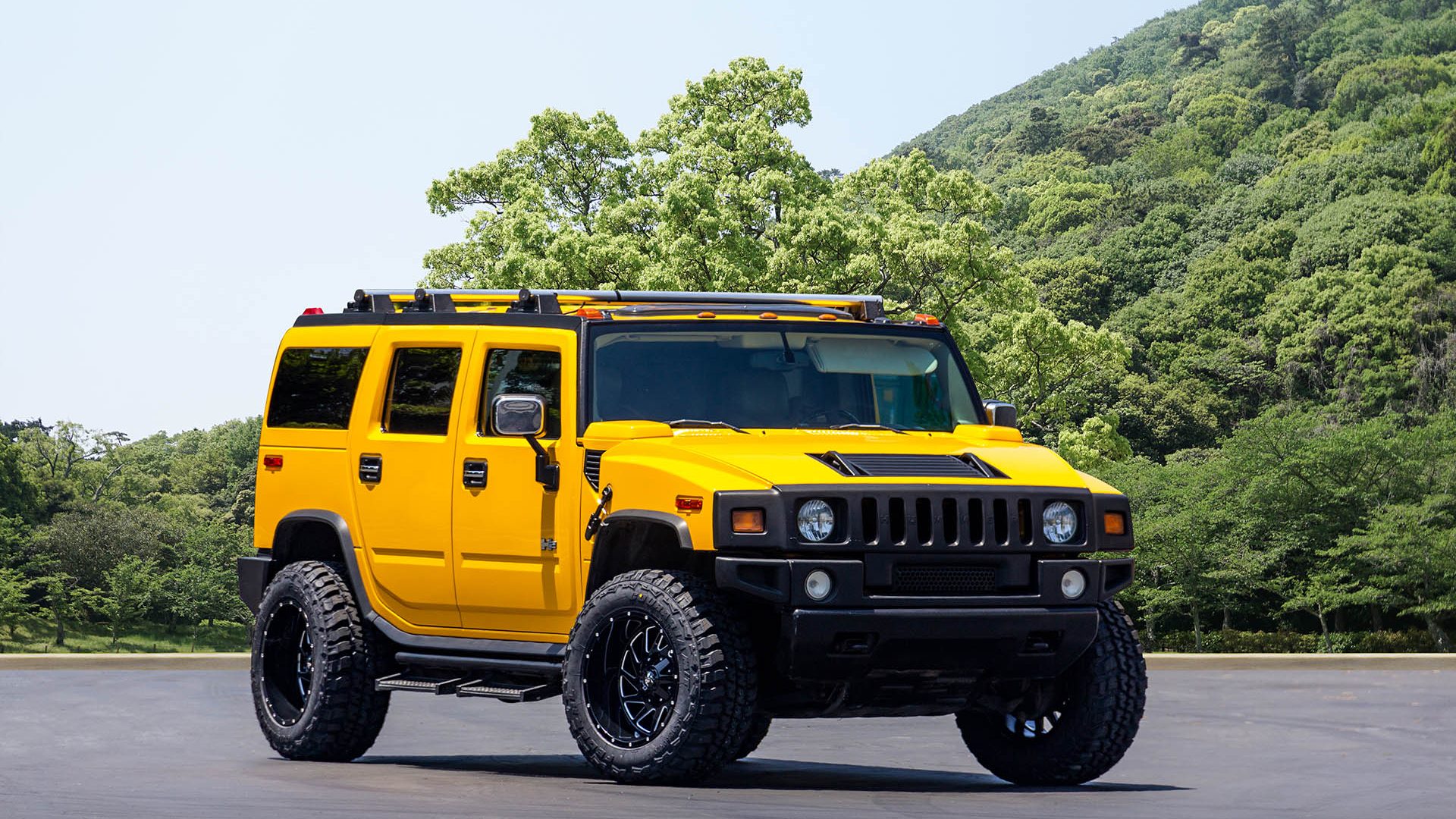 M12 OffRoad Monster Wheels on a Hummer H2