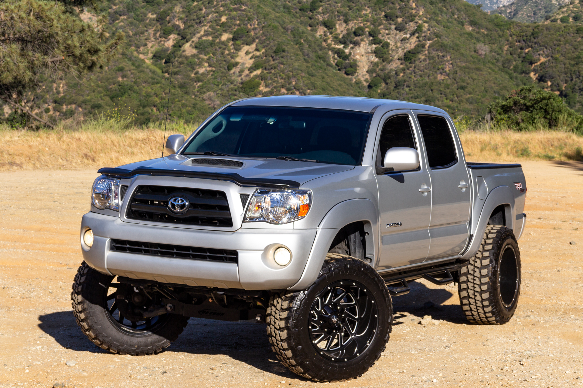 M12 Off-Road Monster Wheels 20x12 | Toyota Tacoma